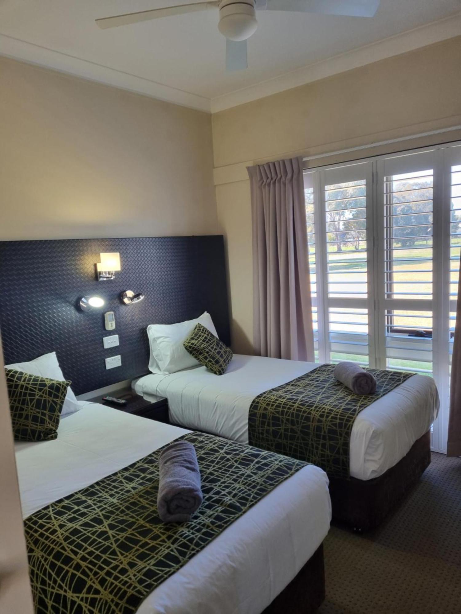 Australian Homestead Motor Lodge Wagga Wagga Exterior foto